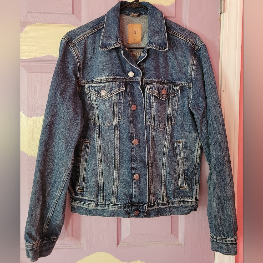 GAP Women's Classic Blue Jean Jacket